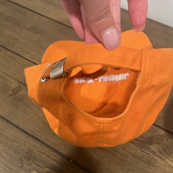 Harley Davidson orange adjustable baseball hall with black eagle - Picture 5 of 7